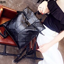 Shoulder bag ladies 2020 new large capacity schoolbag Joker travel Fashion travel backpack soft leather texture bag