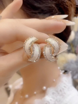 Fashion geometric double C earrings 2022 new trendy elegant silver needle hypoallergenic earrings temperament high-end earrings