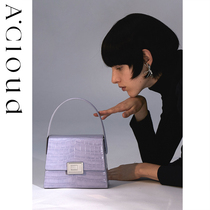 (Star same model) A Cloud Zhao Lusi same book lock buckle crocodile pattern in K box Hand bag