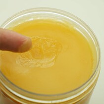 Wood furniture natural transparent color edible grade wood wax oil wood polished solid wood wax
