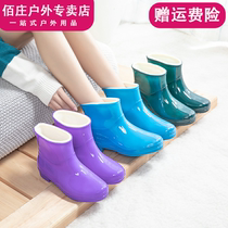  Four seasons rain boots women short tube adult plus velvet rain boots fashion waterproof shoes womens non-slip middle tube rubber shoes galoshes keep warm