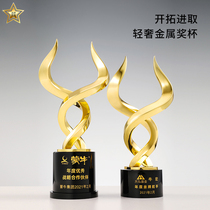 High-grade Golden Bull Award Ox creative trophy lettering metal cow trophy custom crystal financial insurance enterprise custom-made