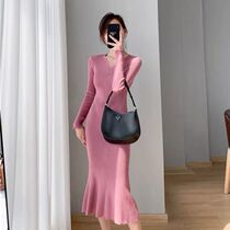 French retro long knee sweater skirt senior sense royal sister light ripening wind slim fishtail knitted dress autumn and winter