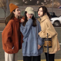 Thickened sweater fried street high-end sense of autumn and winter clothing new womens gentle wind Korean network red explosion design sense of top