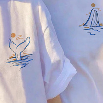Not the same for lovers of summer clothing 2022 new trends Small crowdDesign High sense net red ins overfire short sleeve t-shirt