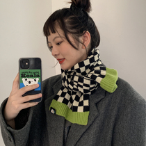 Net red checkerboard Plaid small scarf female ins new Korean version of autumn and winter Joker warm bib retro black and white grid