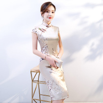 Cheongsam 2021 new short section improved small man young summer temperament girl slim summer silk retro