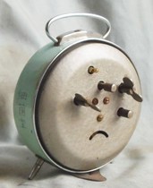 (Golden rooster)Rare antique brand cloth pattern alarm clock mechanical plate surface