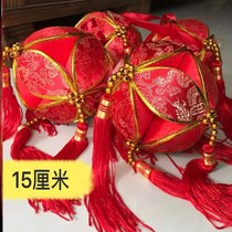 Guangxi March 3 handmade hydrangea throwing hydrangea handmade small pendants weaving ethnic crafts characteristic embroidery