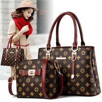 Womens bag bag 2020 new Korean version of printed ladies Hand bag big bag personality tide shoulder shoulder bag woman
