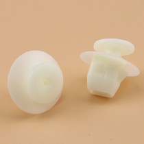 Original plant adapted to Henranda Kemei Rui Sharp Zhiprado Carola Rear Tail Light Buckle Combined Clip