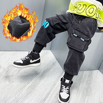 2021 new childrens handsome overalls trousers baby loose Haren pants boys plus velvet padded jeans autumn and winter