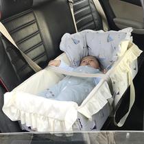 Portable baby basket newborn baby basket portable basket car sleeping basket can lie outside discharge baby basket bed