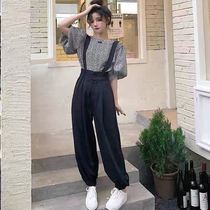 Bib suit womens summer 2021 new student Korean version loose thin floral bubble sleeve top two-piece tide