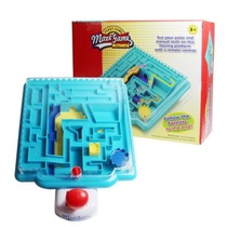 Childrens puzzle castle maze Shaking ball competitive hand eye coordination training handle Maze pass game