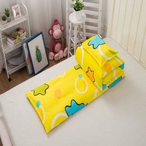 Kindergarten quilted with three sets of pure cotton children quilted with six sets of core babies for lunch break into the garden bed to be removed