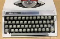 Vintage]70s SILVER REED metal shell Vintage English) Spanish mechanical typewriter