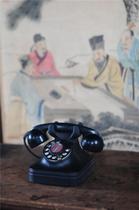 Worm Shell Shop vintage turntable black telephone magnetic glue Wood old generator Cultural Revolution antique old-fashioned decoration memories