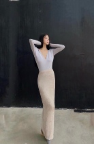 Its with the well brow Mius you cold white v collar plastic body warm one-piece suede long covered hip half skirt