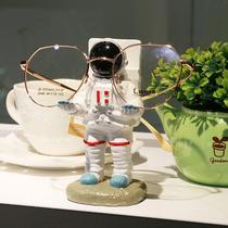 Spectacle frame support creative resin realistic astronaut display bracket glasses shop display decorative props home