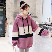 Hong Kong pregnant woman lamb hooded sweater 2021 Autumn Winter New striped casual top plus velvet warm coat tide