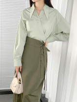 2022 Early spring New Womens Fast-style Green Shirt Dress Skirt small crowdsourced design High sense two suits