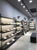 Retro shoe shop shoe rack shoe shop display rack solid wood rack shoe shop display rack multi-layer floor shoe rack upper wall shoe shelf