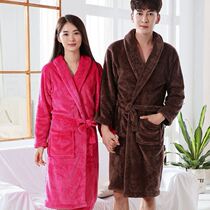Bath towels can be worn and can be wrapped in long sleeves autumn and winter flannel robes for men and women with thick coral velvet lovers long sleeve bath