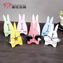 Glasses frame mounting parts glasses shopwindow cute rabbit decoration props creative sunglasses frame in space p