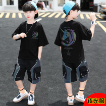 Childrens clothes boy summer clothing suit 2022 new handsome chic summertime boy summer night luminous short sleeve tide card