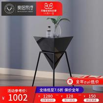 High-end recommended modern minimalist side sofa side few small coffee table mobile Nordic creative small side table