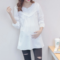 Pregnant woman Spring summer clothes new long sleeves T-shirt white lace blouses in a long minimalist career mom loaded with undercoat