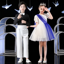 Childrens big choral performance to serve primary and middle school childrens male and female childrens choral suit Poetry Recitation Competition Walk Show Gown