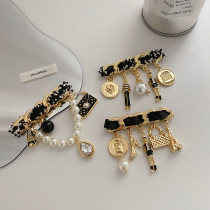 Exquisite pin brooch 2021 new trend brooch female design sense cold wind neckline pin buckle pendant trend