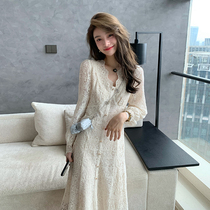 French first love sweet Versailles skirt waist thin inner long skirt heavy lace white dress womens autumn dress