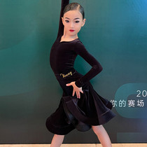 The professional standard for Latin dance costumes stipulates that girls and children in practice clothing import velvet two-piece set of autumn and winter competition suits