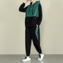 Large size literary hooded sweater casual set female 2021 autumn and winter New Korean version of splicing slim sports two-piece set
