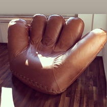 Nordic designer classic creative baseball sofa chair Model Room Villa living room lying palm lazy leisure chair