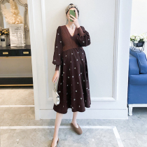 Pregnant womens dresses autumn clothes thin high waist skirts autumn and winter V-neck stitching knitted skirts temperament autumn embroidered long skirts