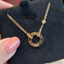 2023 small round cake necklace woman light and luxurious crowd design 18k rose gold advanced sensuary net red double layer lock bone chain