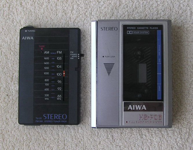 AIWA HS-P06 Tape Walkman (with Radio Card )