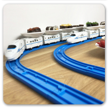 Eat rotating sushi at home Toy train Electric Rail car Childrens simulation model Home Japan