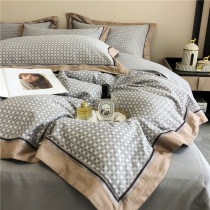 Fuana Home Textile Autumn and Winter Light Luxury Cotton Scrub Four Piece Cotton Thickened Warm quilt cover Bedding