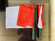 Multi-functional red and yellow red signal hand flag with tricolor lamp horn Forces Tactical zhi hui qi xiao shou qi