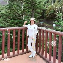 Contact the anchor or customer service W (Beautiful luxury preferred)