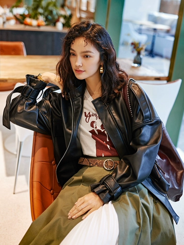 Полиуретановая черная куртка, свободный крой, в корейском стиле