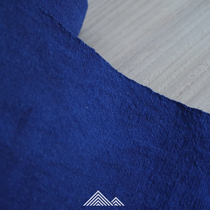 New skillful hand probe Wei Xianglong blue dye] Buyi blue indigo dyeing non-heritage thorns