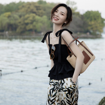 Summer 2021 new womens black small camisole short design sense niche chic top French outside wear