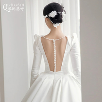 French long sleeve satin main wedding dress 2021 new bride premium vintage plus size winter long tailed court style