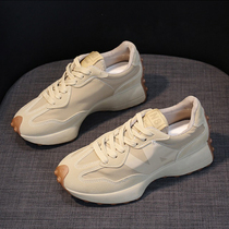 Givenivan appearance as protagonist ~ small brute waist breathable Huafagan women 100 hitch casual sports old daddy shoes